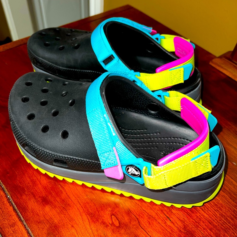 Platform colorful crocs